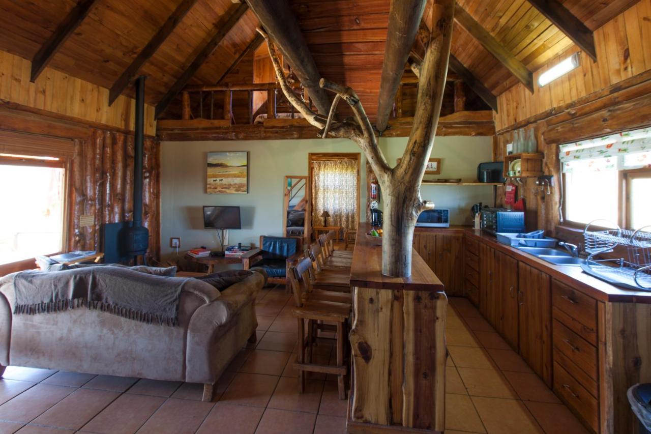A Log Home At Buffalo Creek Swellendam Exterior foto